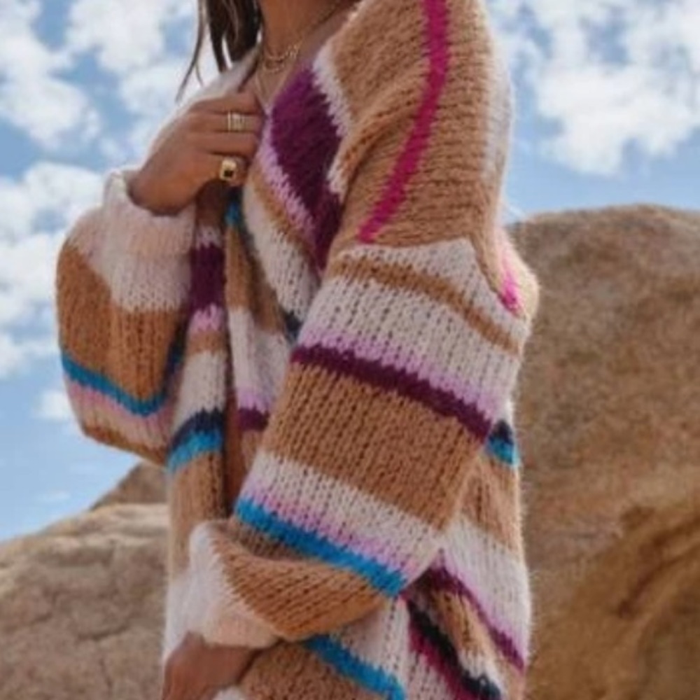 Rocky Barnes 360Cashmere Cardigan